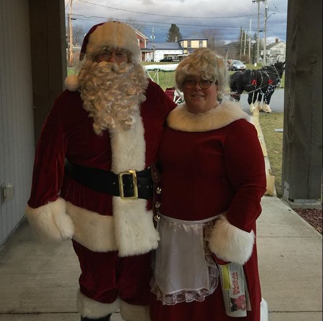 Village of Granville annual Tree Lighting Ceremony in Veterans Park